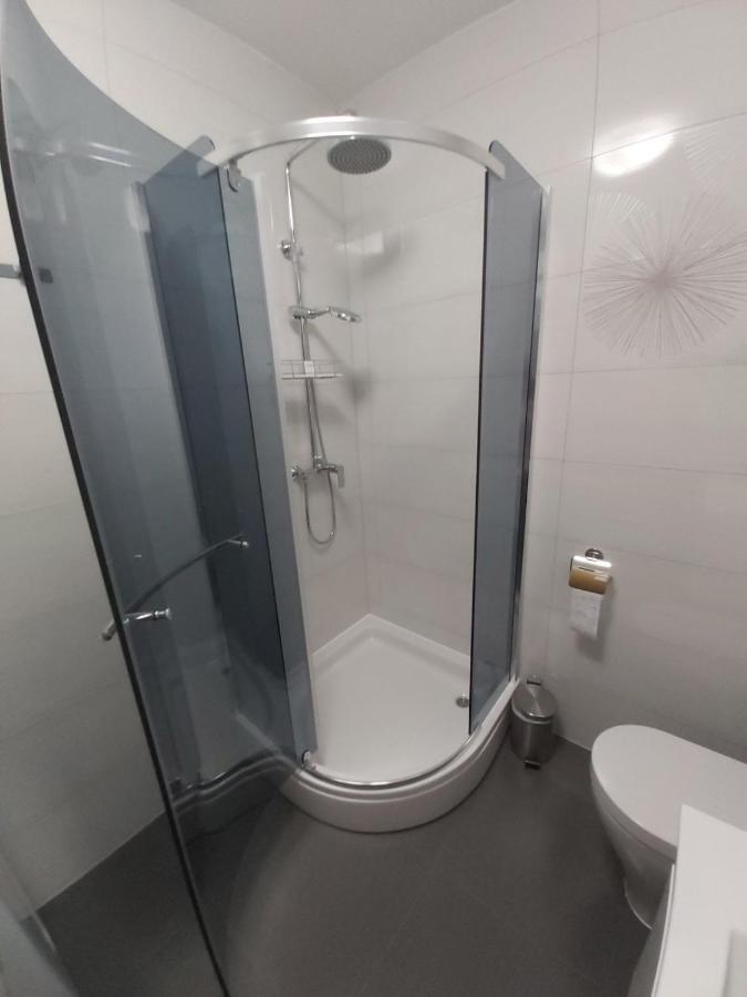 Apartment Alice พูลา ภายนอก รูปภาพ